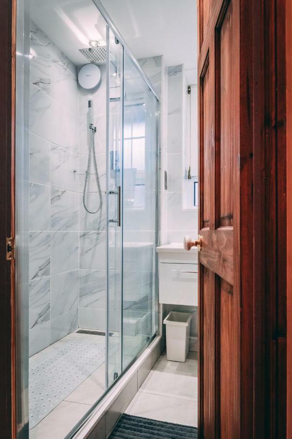 Appartamento Quality Stay,2 Bed Near The Centre, 2min Walk From Metro Station Londra